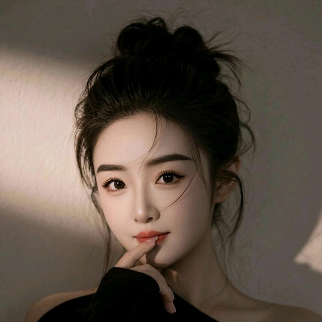 𝓒𝓪𝓶𝓮𝓵𝓵𝓲