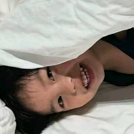 人丑嘴贱兜里还没钱.