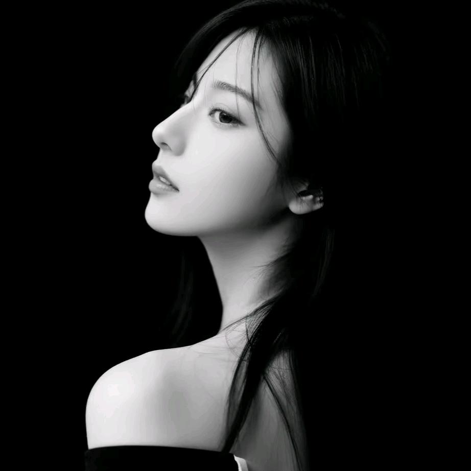 এ᭄寒冰❄️困困࿐…