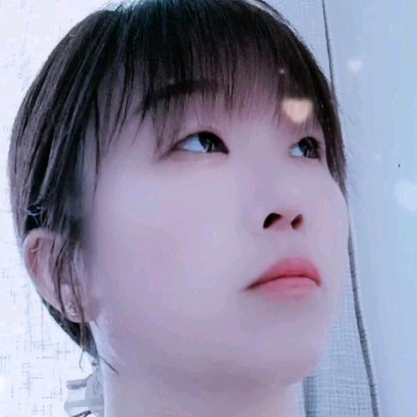 🌸花落忆梦🌸