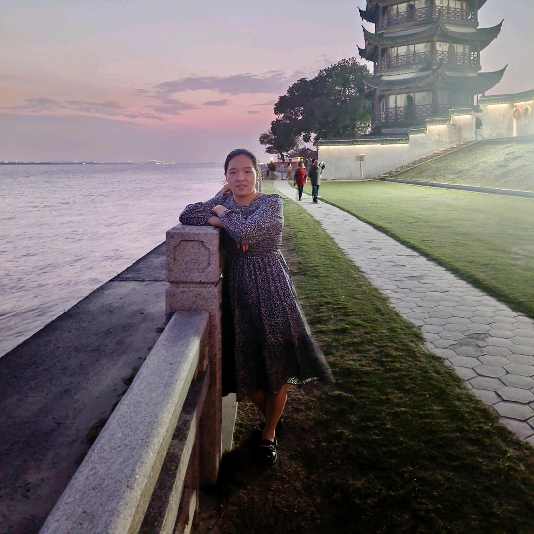 叶罗丽