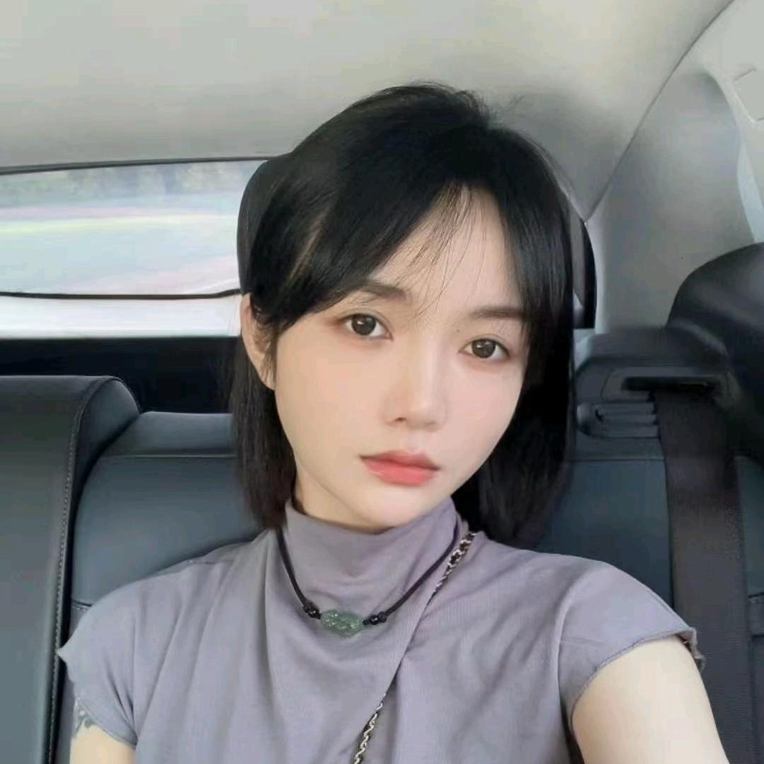 斯觅月漓