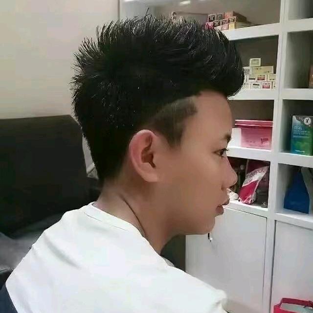 朱亮