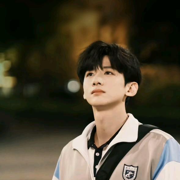 买点吃喝哄自己