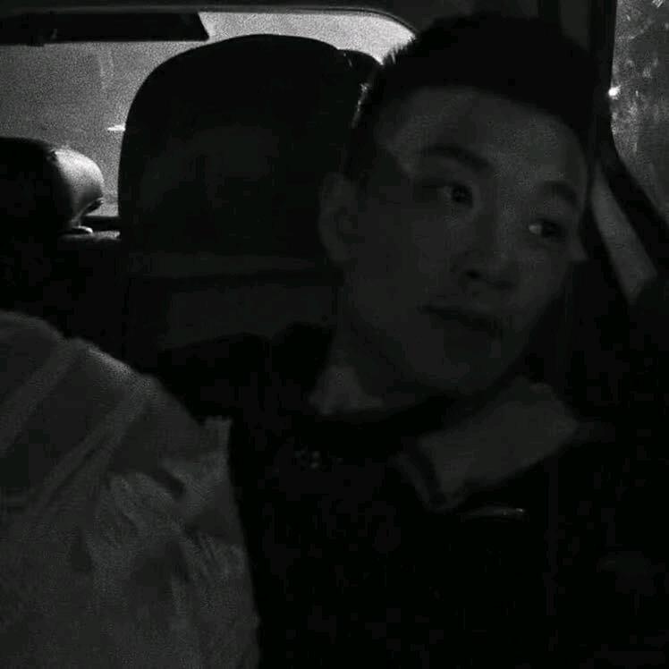 w ￴  ￴￴￴  ￴￴