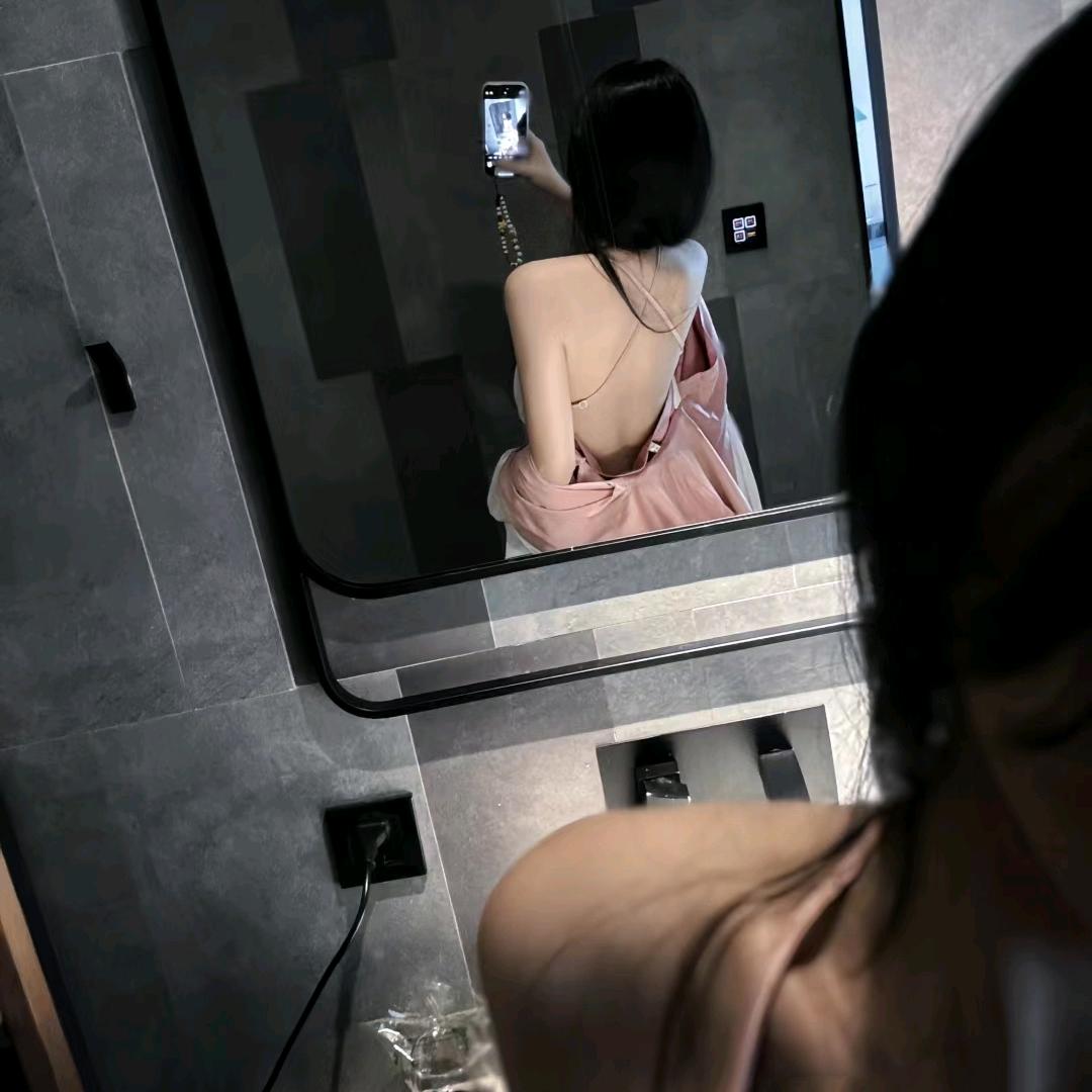 猫猫ᐜ🐈‍⬛‧₊˚⋆♡̷☆₊