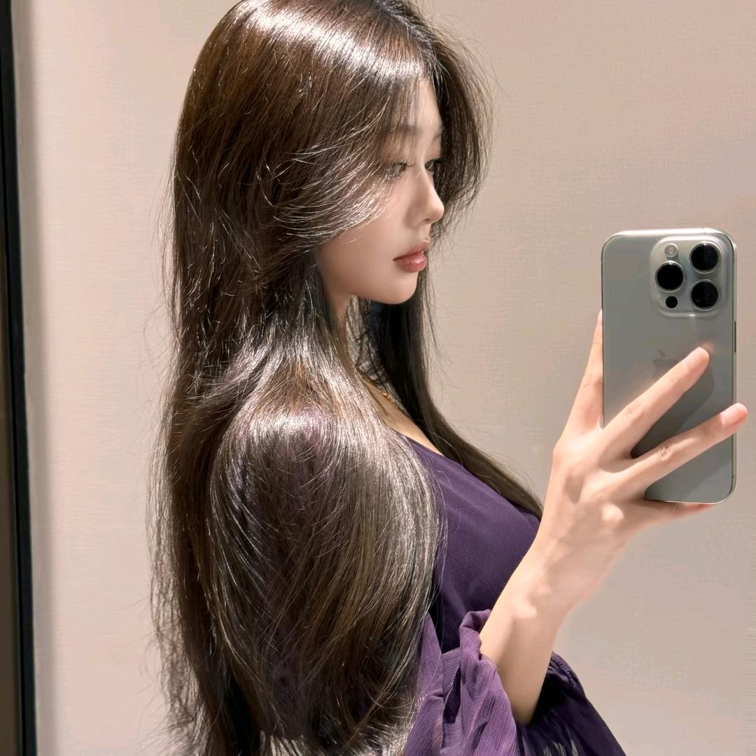 Ava小雅