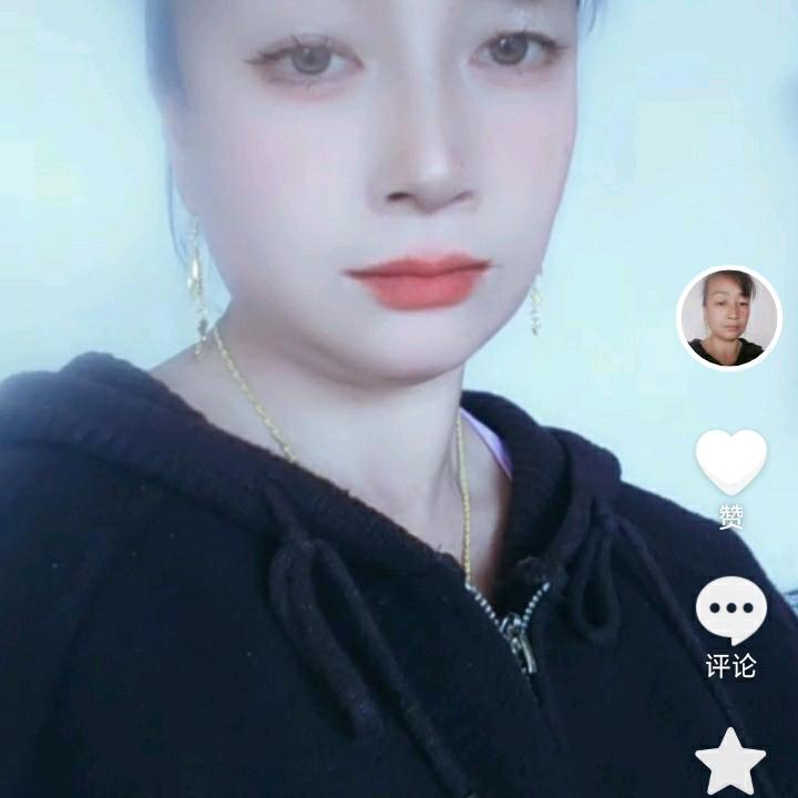 爱唱歌的辣妹