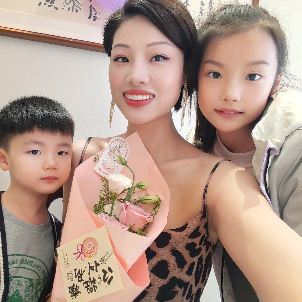 小梨涡气泡水🍇