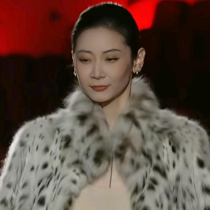 陈什么陈（皮草服饰）