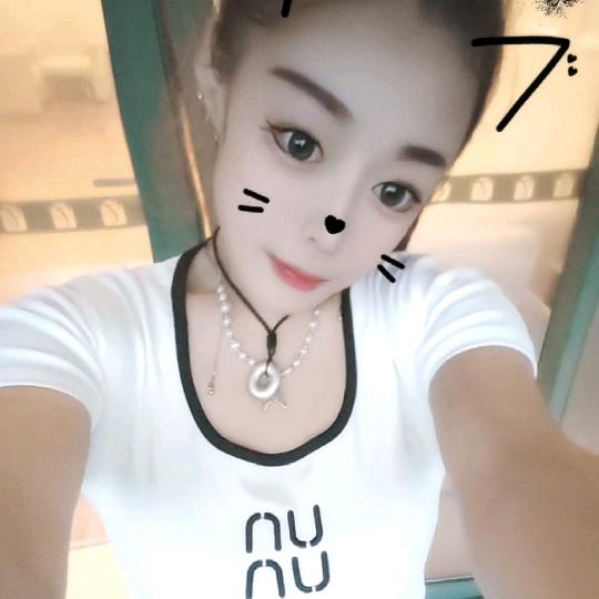 💞࿐Ms Li