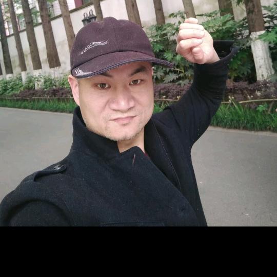 我本善良(单身，可私聊）