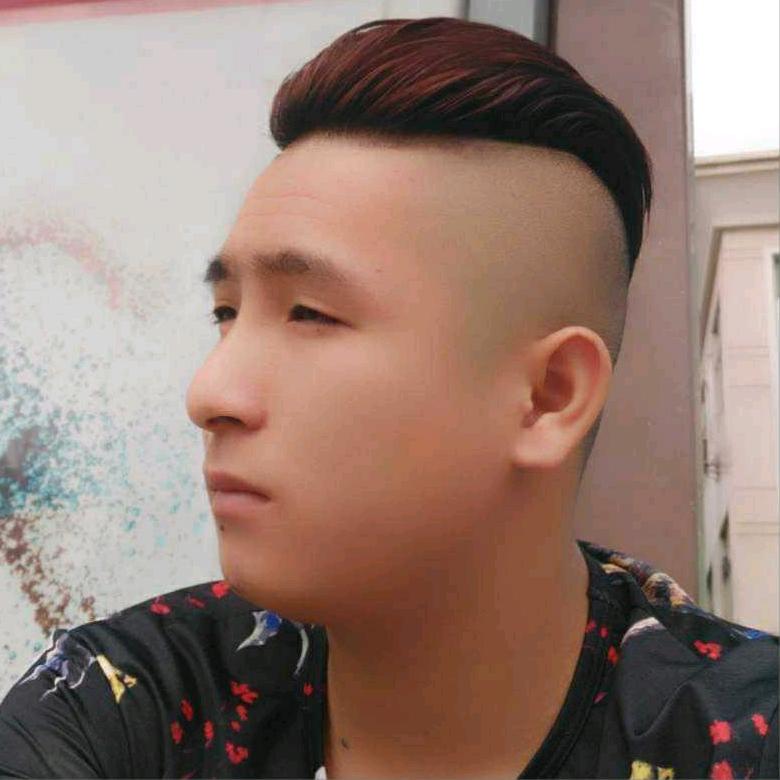 亮哥哥