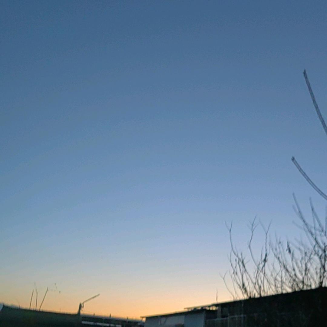 聚衣蓝亭男装抖音号