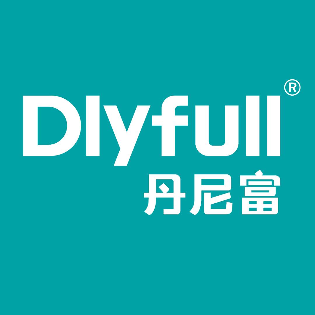 丹尼富户外装备卖场