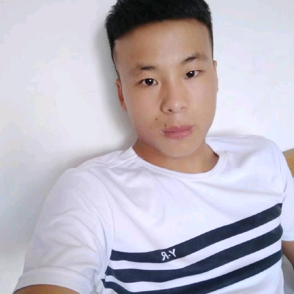 万小林