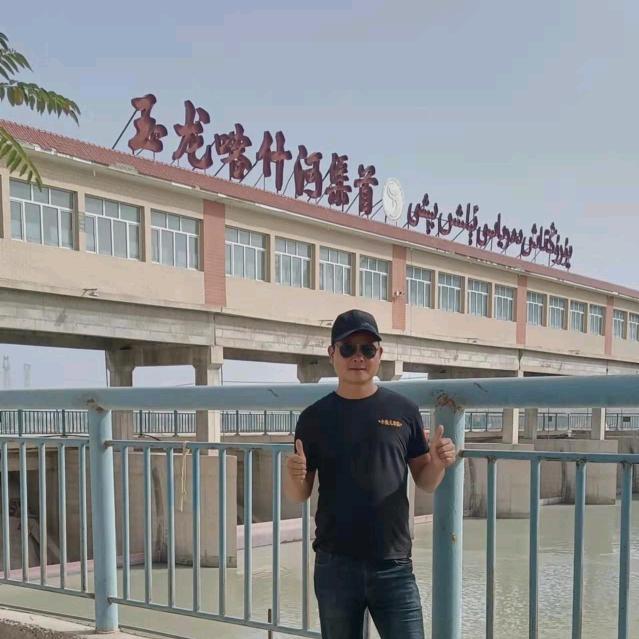匡匡很忙