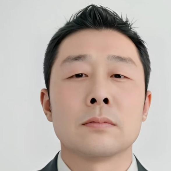 ༀ嚣张༒老头༒不嚣张༒