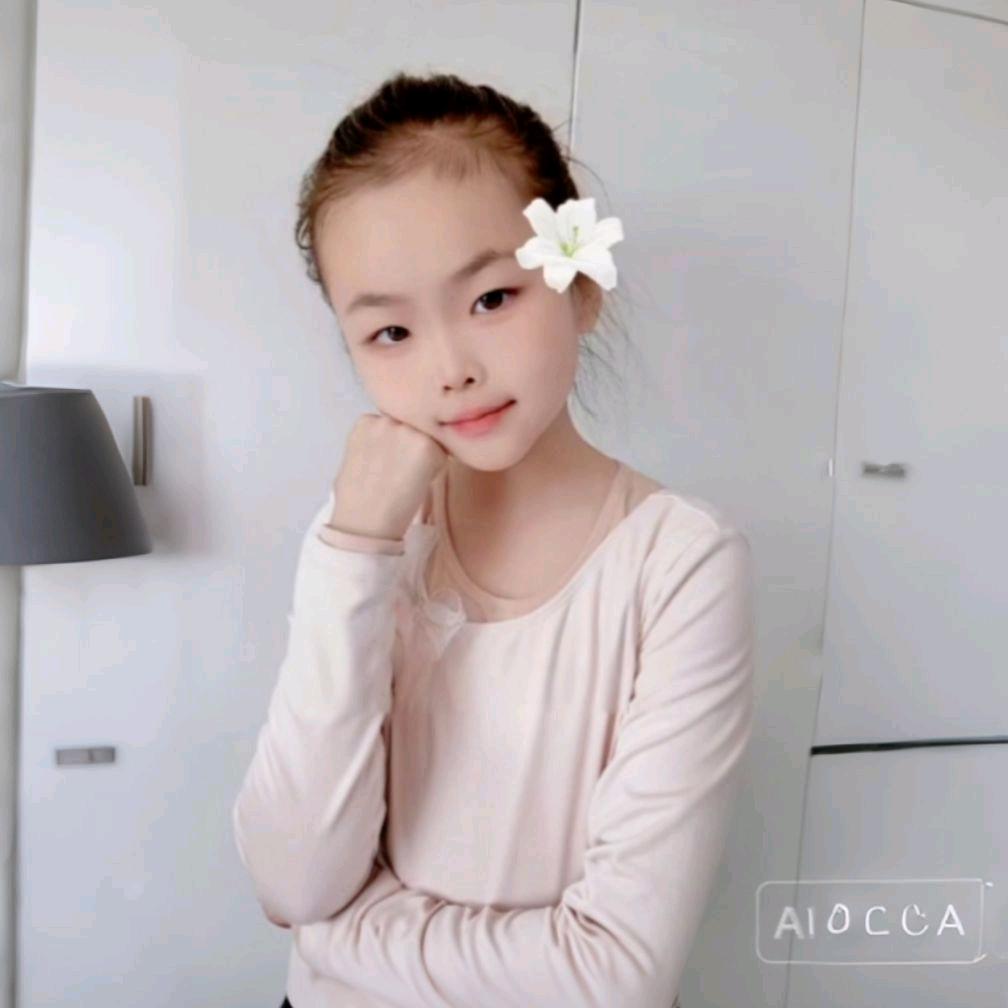 妞妞爱舞蹈