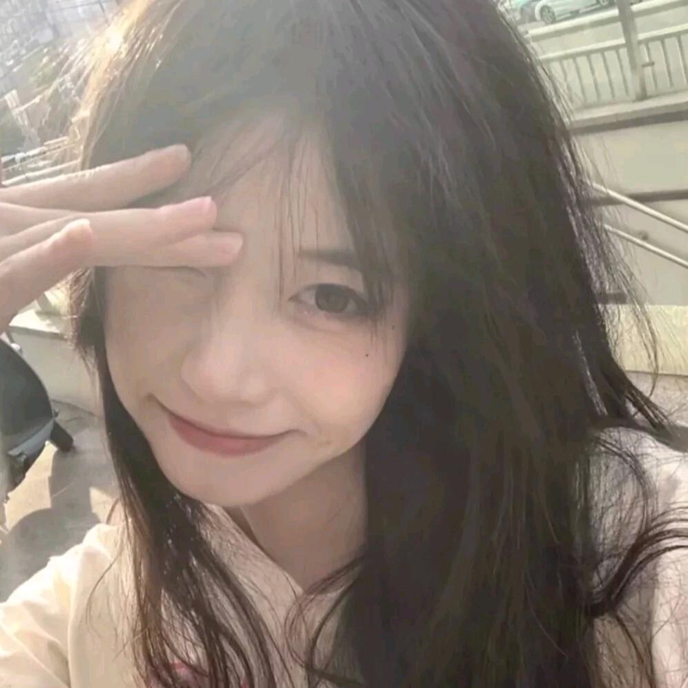 小柒.