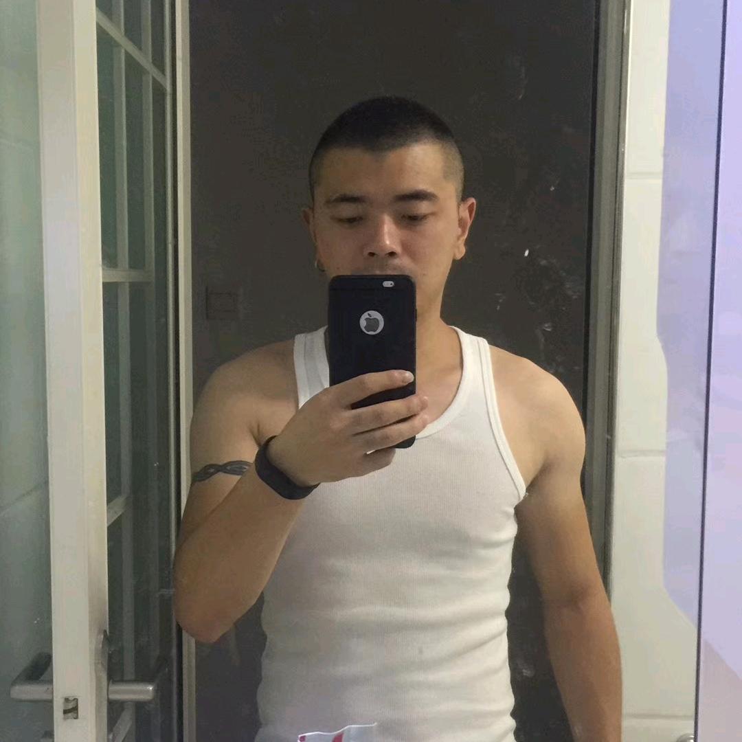 Rayi杰杰