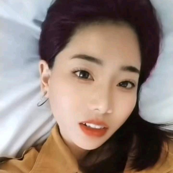 爱笑的艳姐