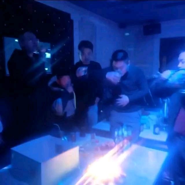 和贵在重庆渝北冉家坝的帅哥