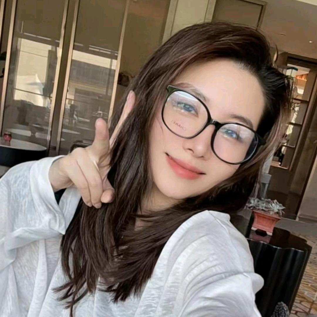 月月不吃鱼直播精选