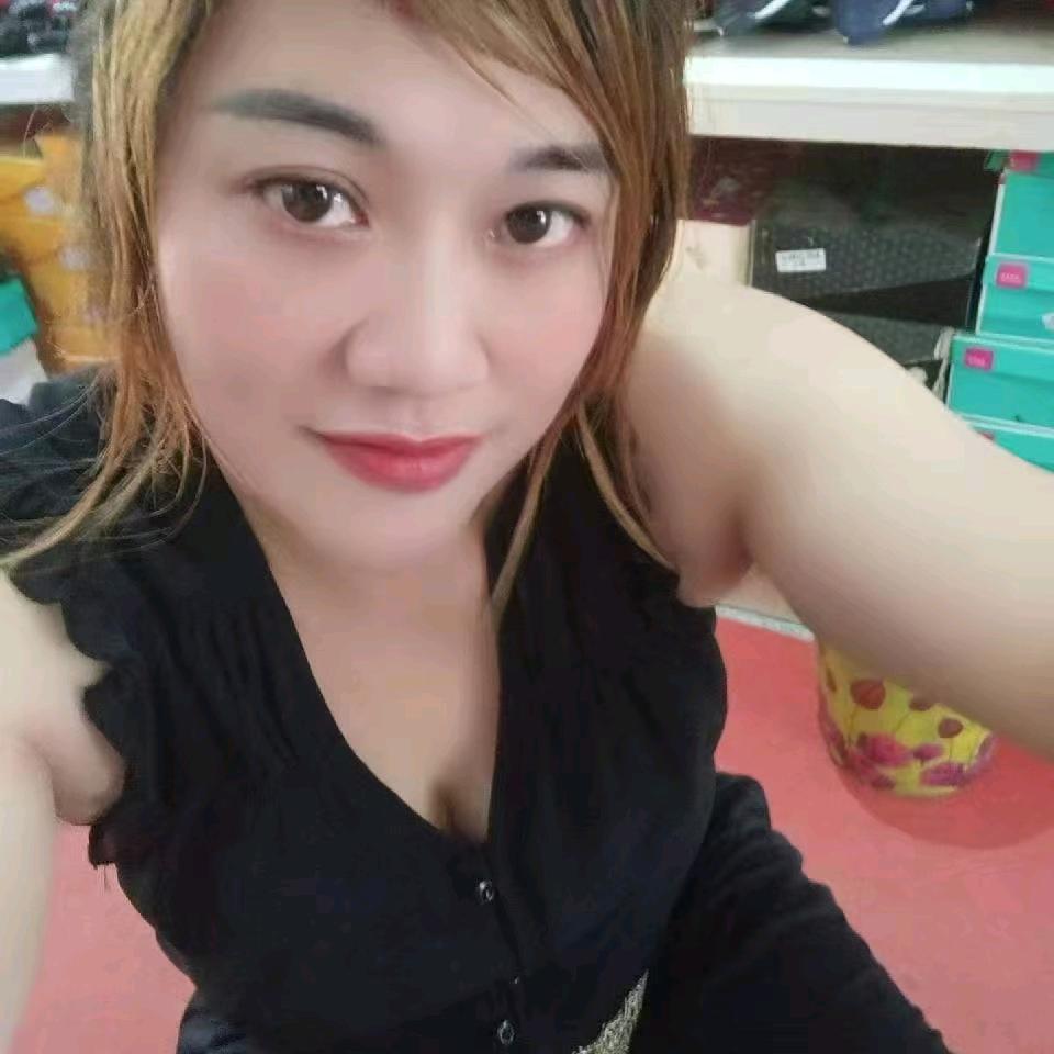 亮点鞋吧818