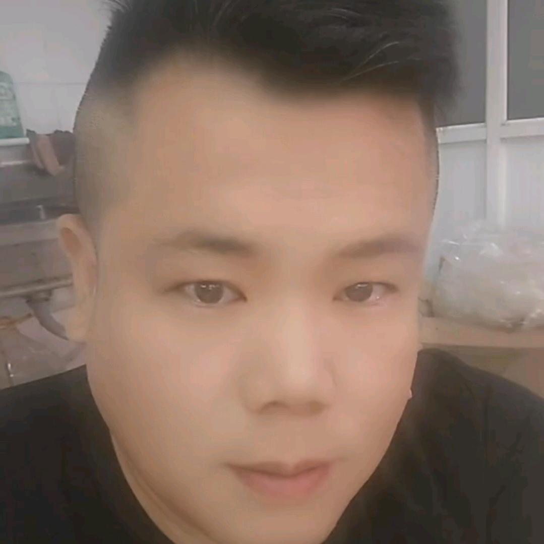 丿氣质丶小靑年