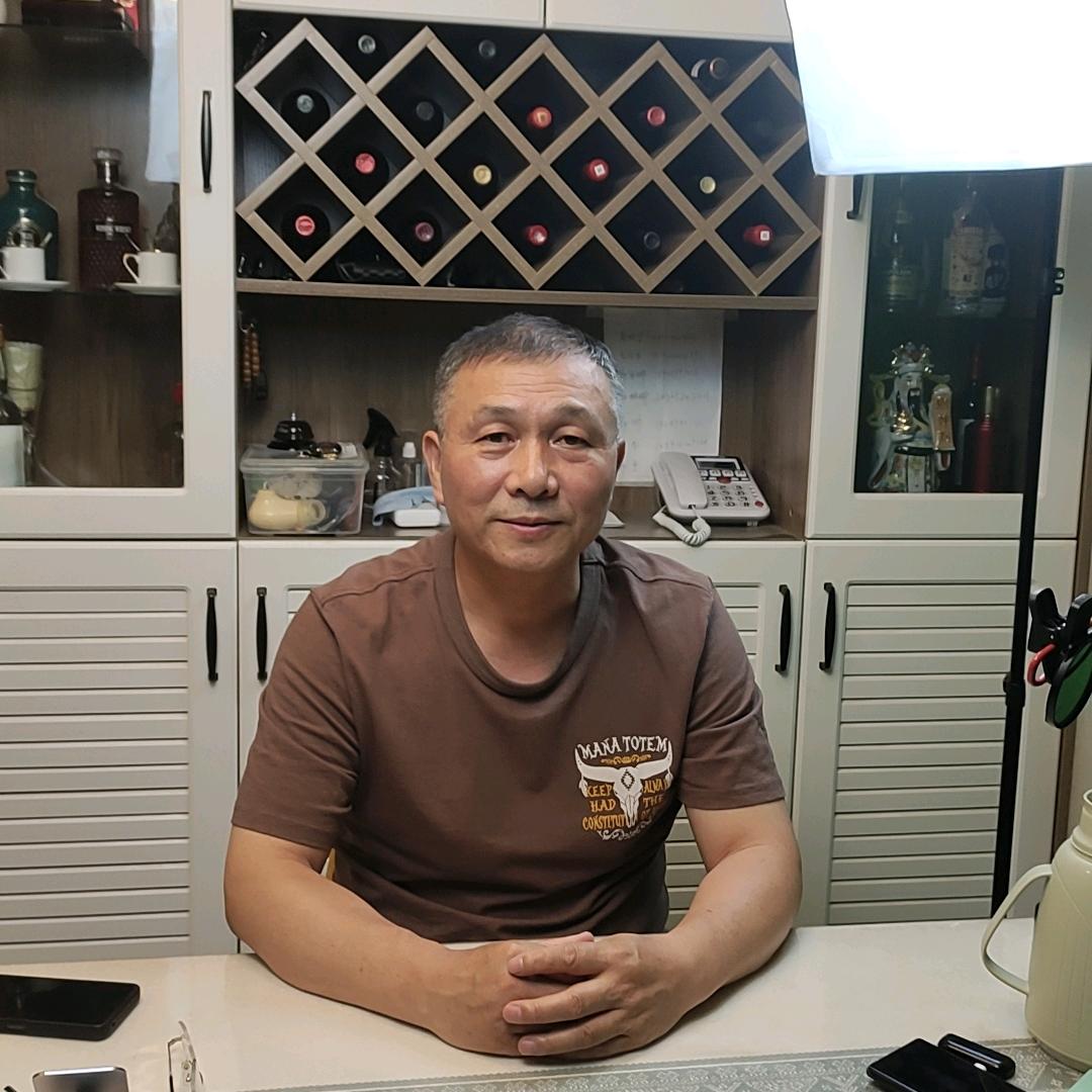 龙哥说事