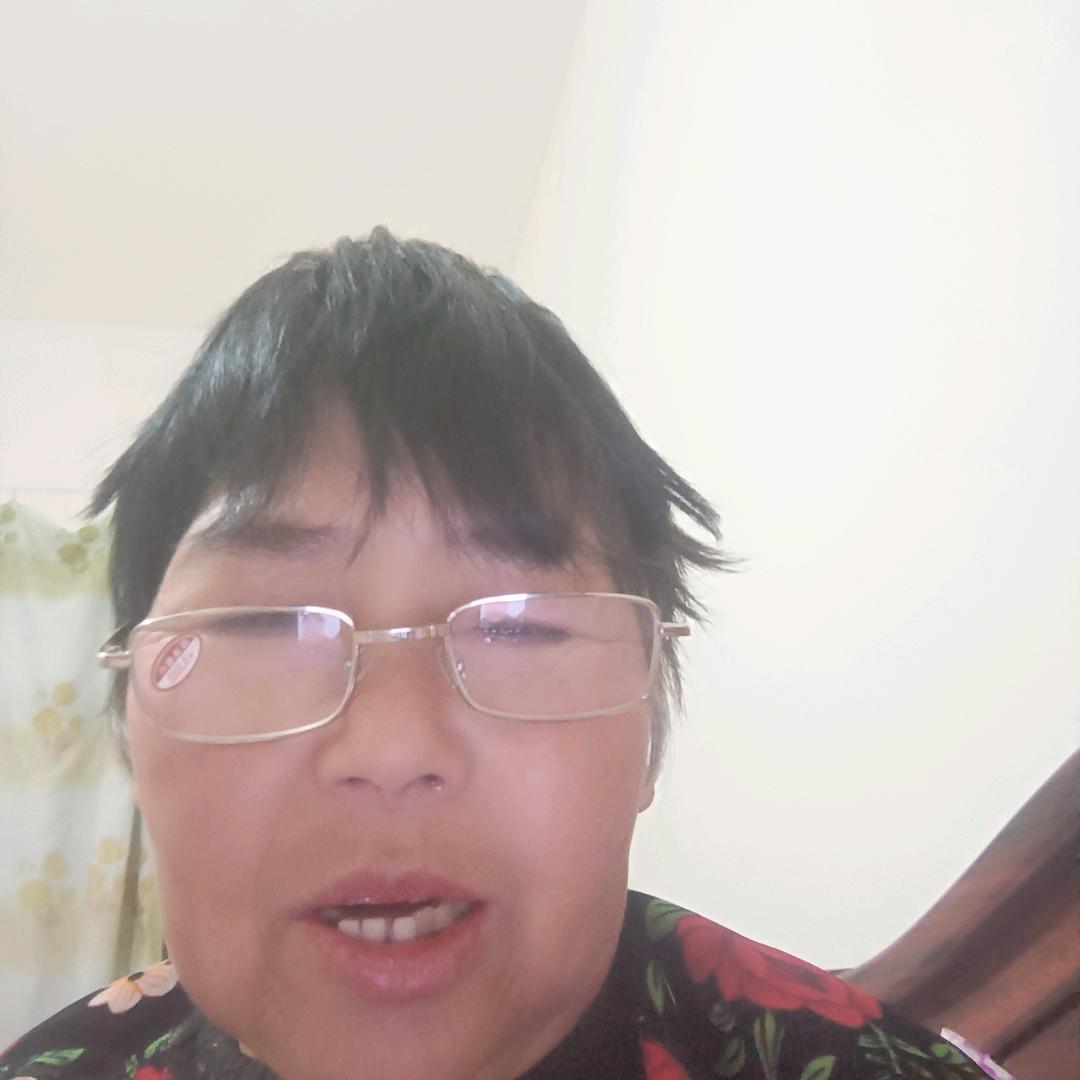 刘芵