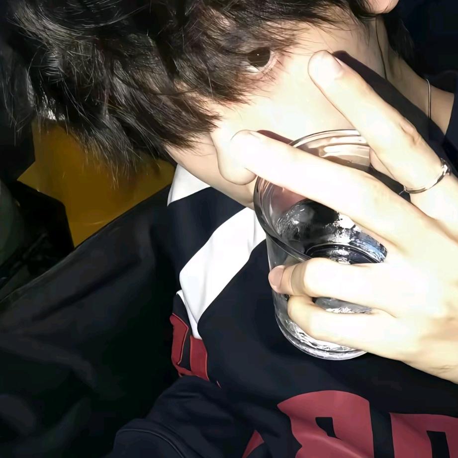 路明非同款衰仔