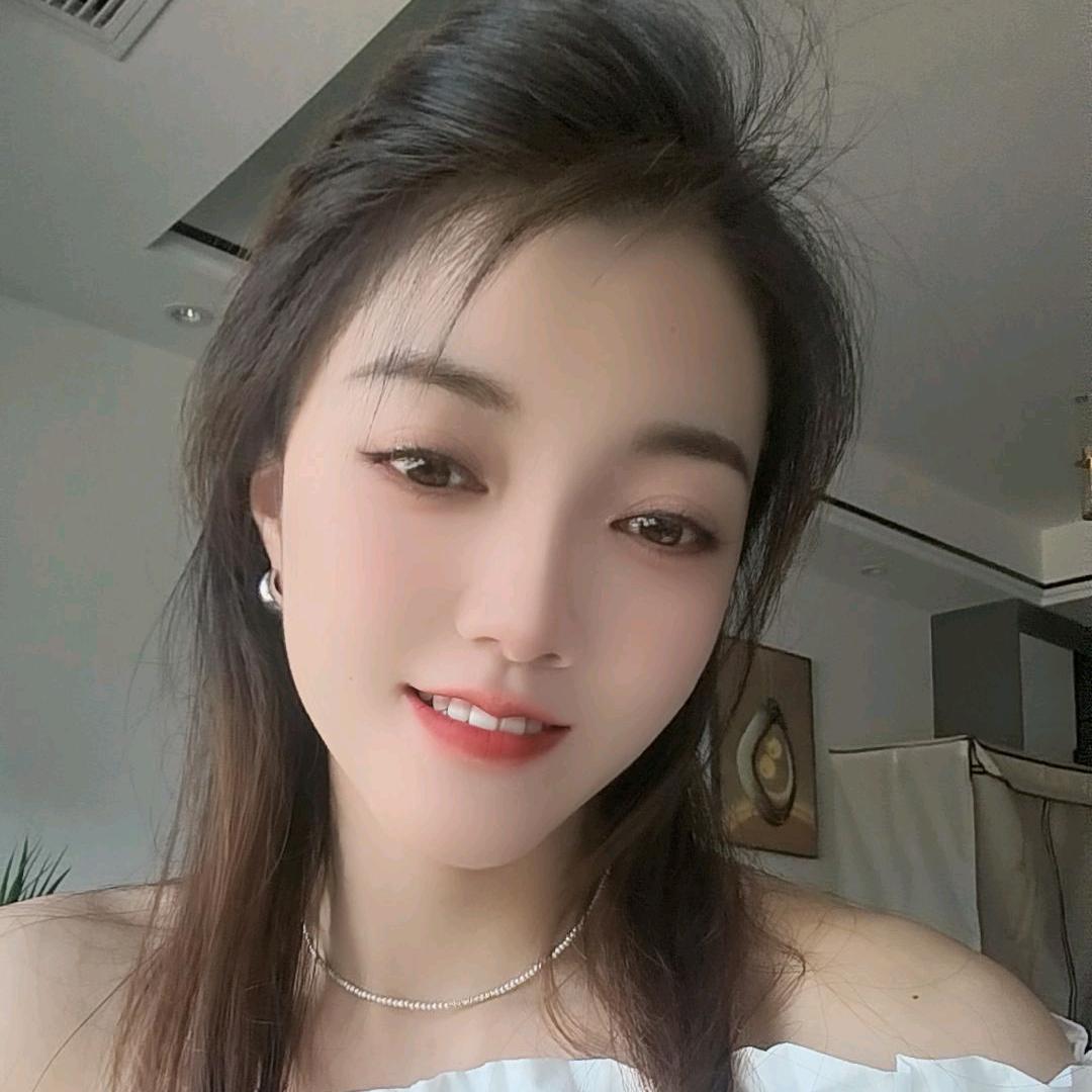 美缝师—莉莉