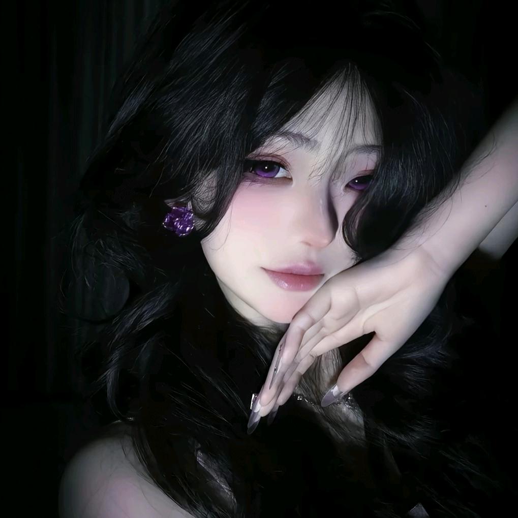 星期八ಇ