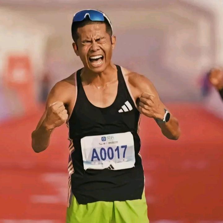 跑步小刘（大正签名版）