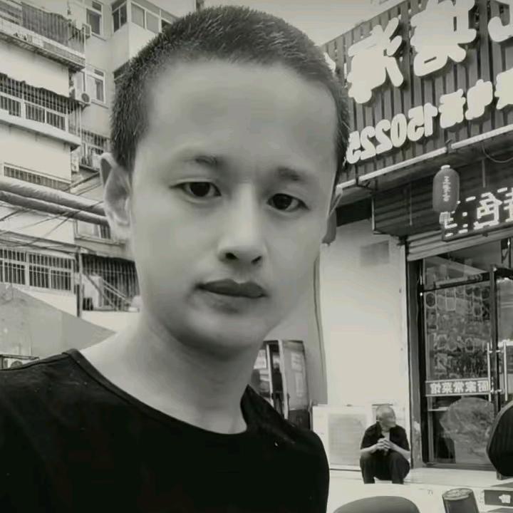 大厨菜馆创始人，栾何好