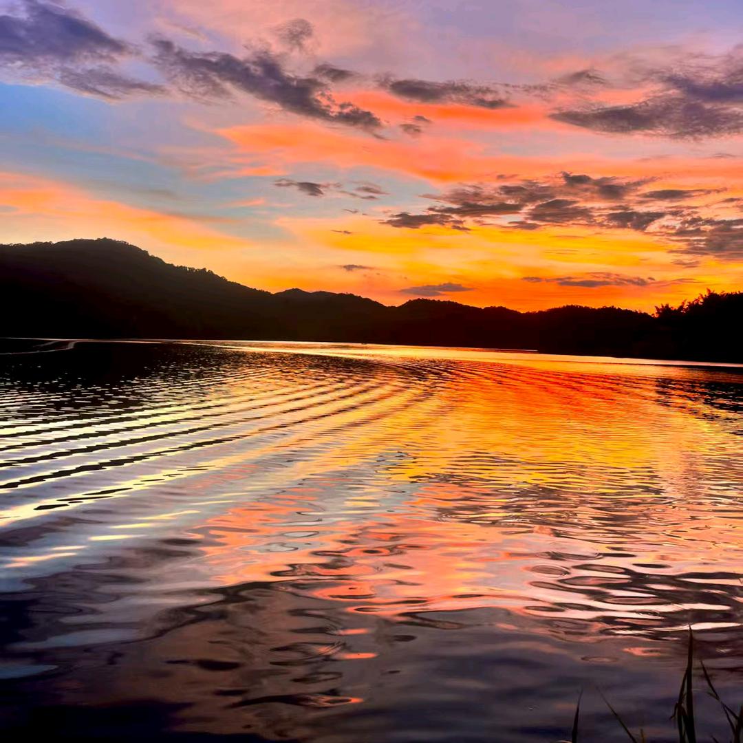 风景依然在，不见当年少年郎