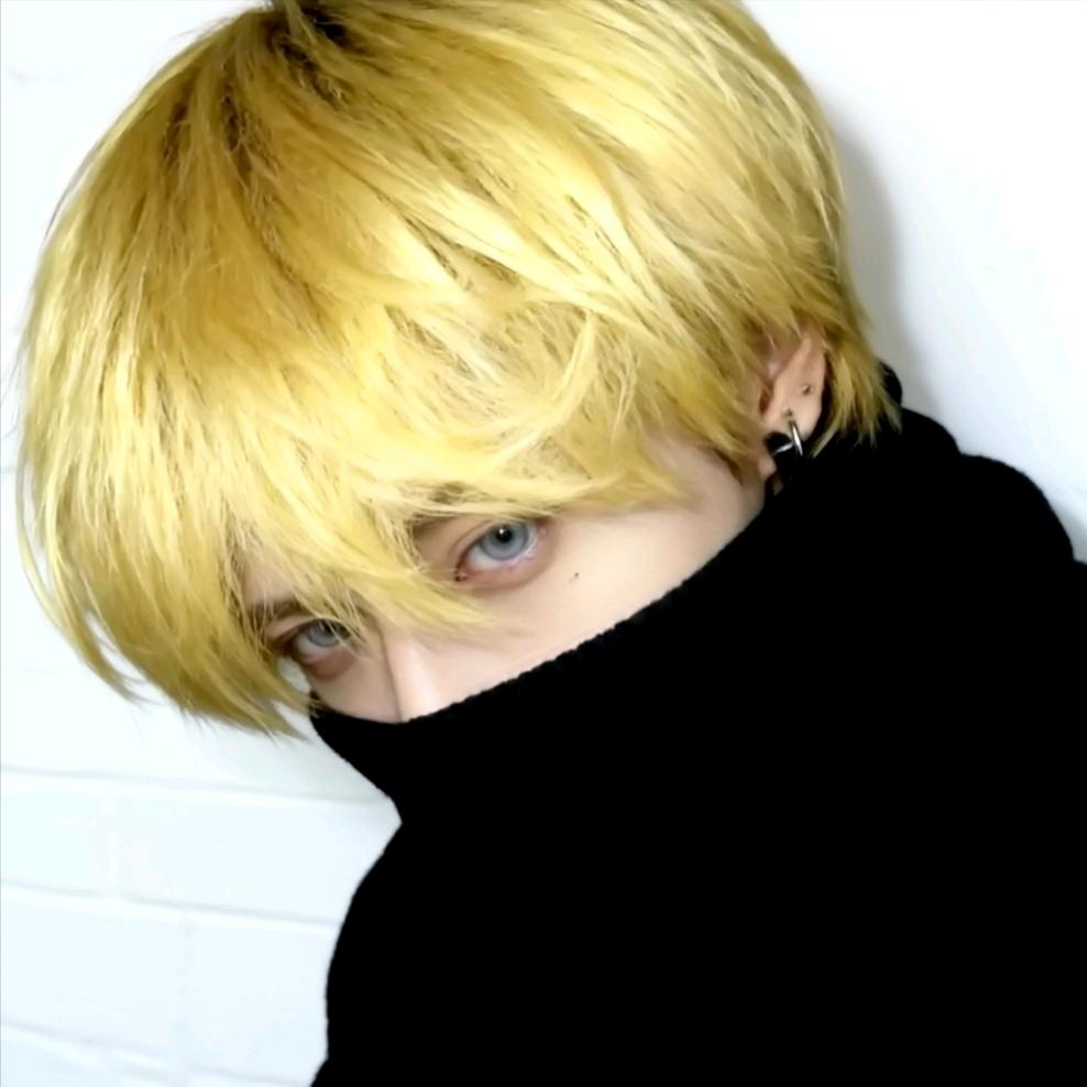 内裤纯洁的男孩