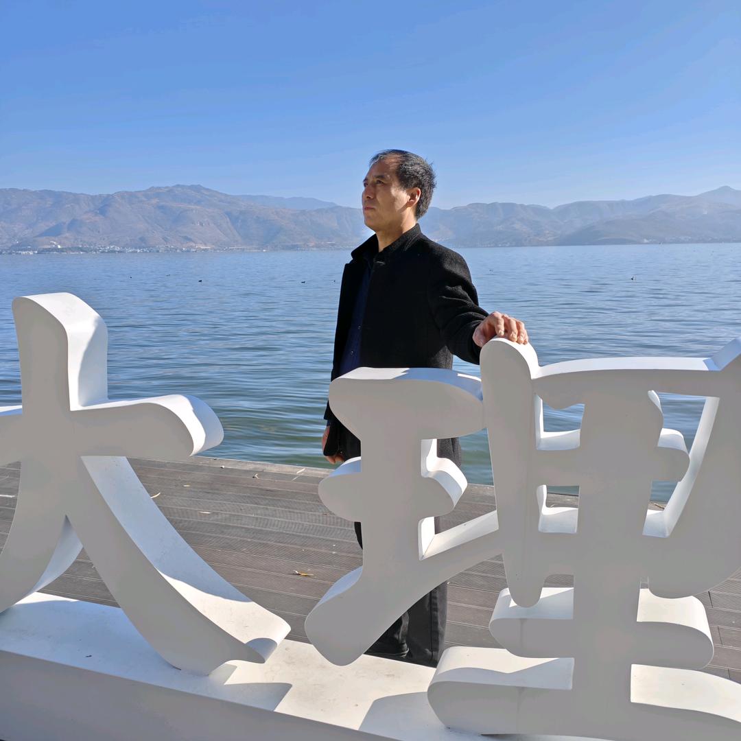 踏春踩情人