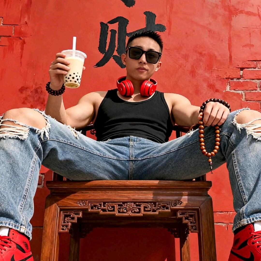 ٨凡夫俗子 ٨ـﮩ