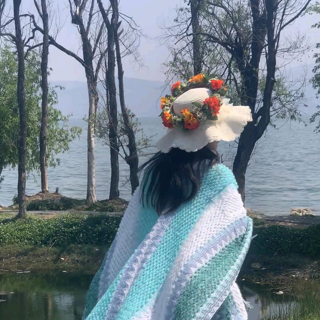 亚莲