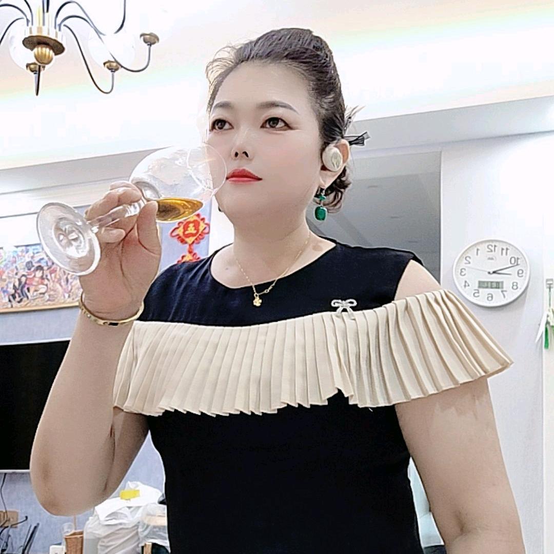金牌月嫂 催乳师 张小敏