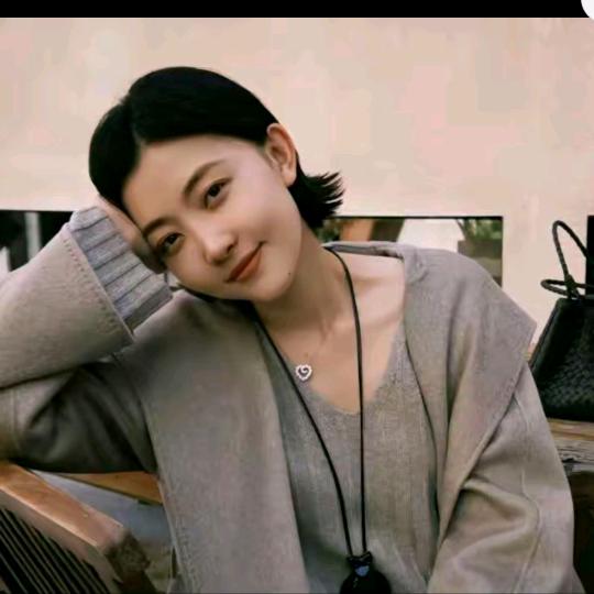 魏秀WEISTUFF（时尚穿搭）