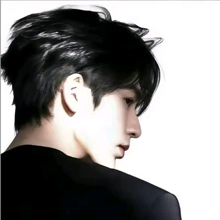 九十岁老奶闪现过马路