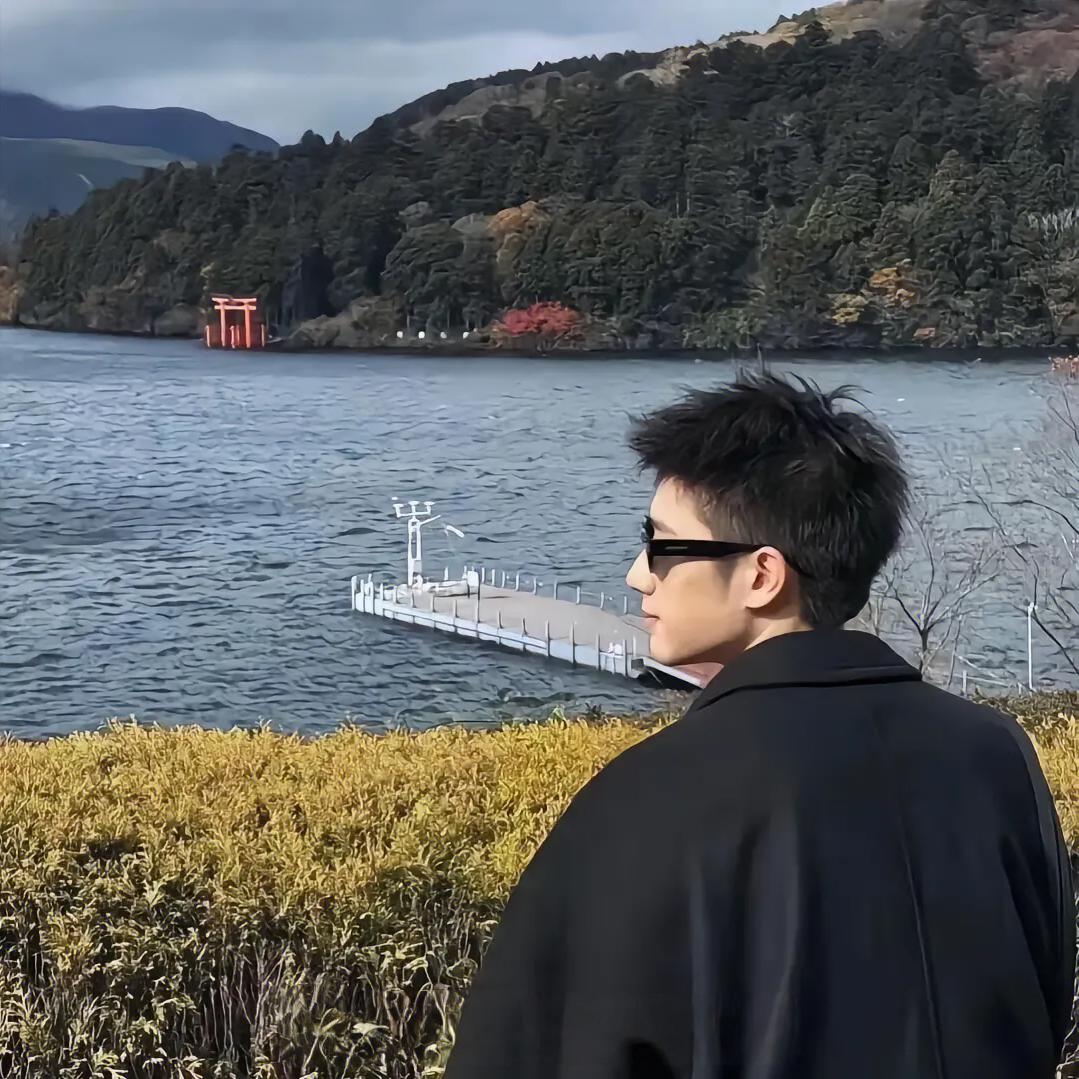 一棵松.