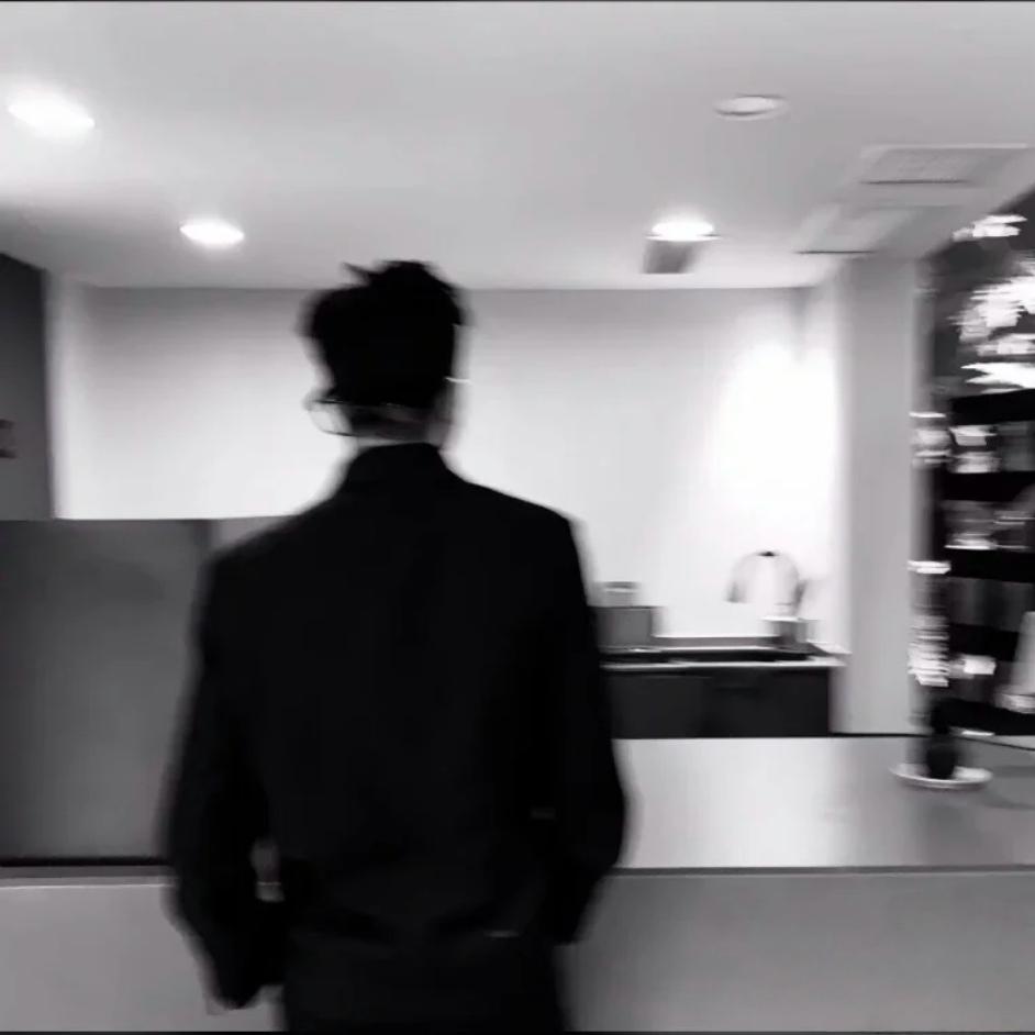 桦信包装牛马小O