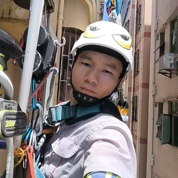 深圳阿良高空作业,空调维修