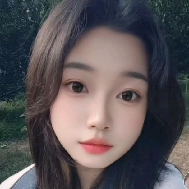 在熬夜啊。