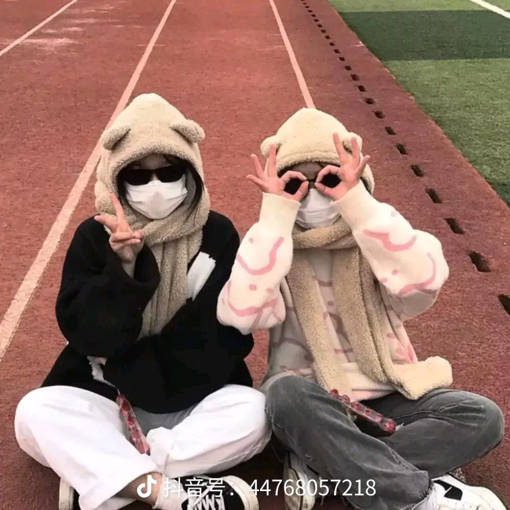白💞